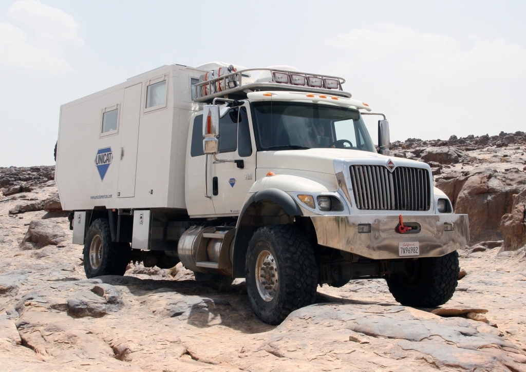 Xe RV là gì? 20+ Các mẫu xe RV đẹp, thu hút nhất | Doxerv